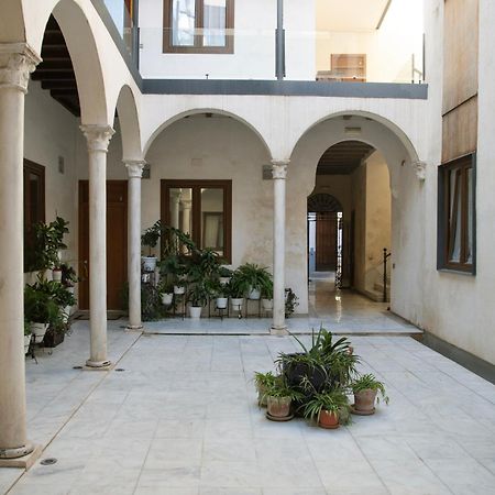 Casa Palacio Bustos Tavera Севиля Екстериор снимка